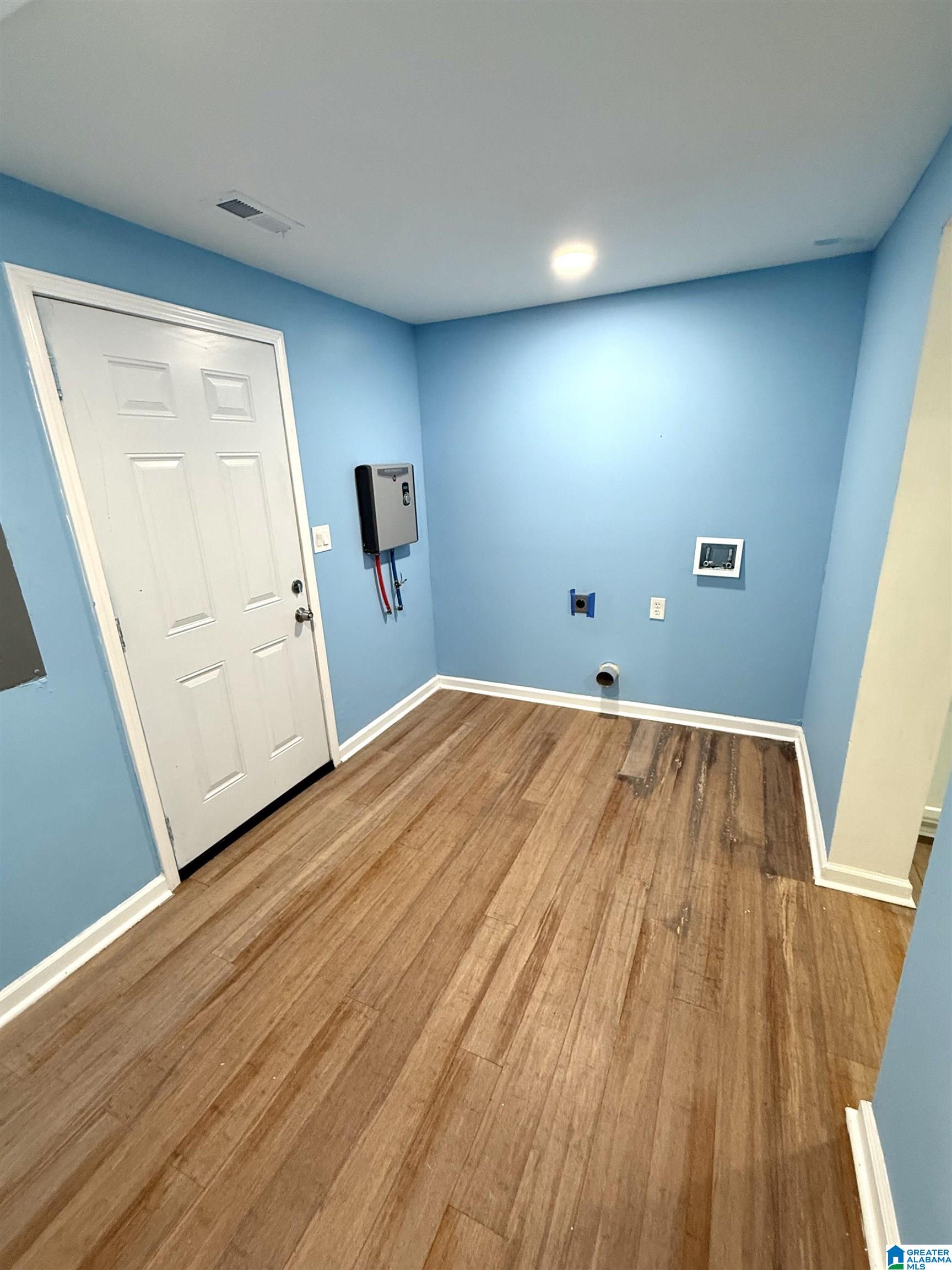 932 Court T Birmingham, AL 35214 - Photo 10 of 12