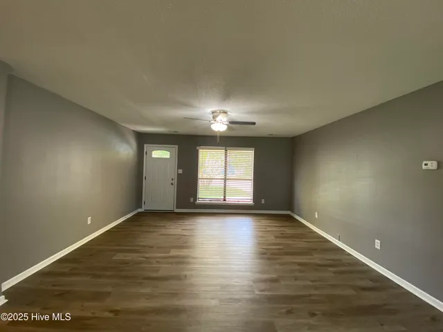 $1,700 | 407 Sitton Place, Jacksonville, NC 28546