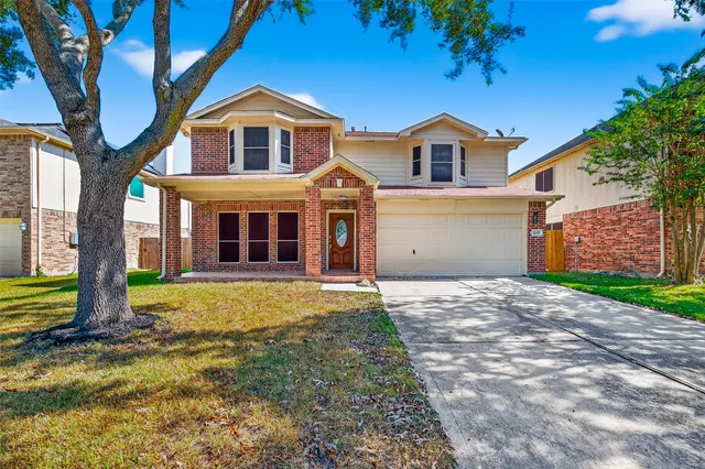 $2,600 | 2219 Mountshire Drive, Missouri City, TX 77489