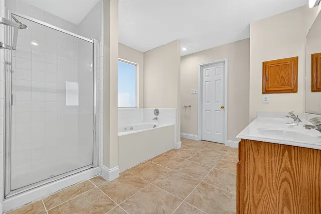 $2,600 | 2219 Mountshire Drive, Missouri City, TX 77489