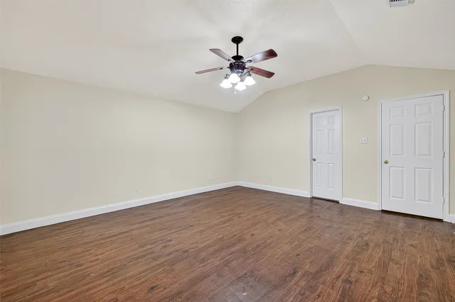 $2,600 | 2219 Mountshire Drive, Missouri City, TX 77489