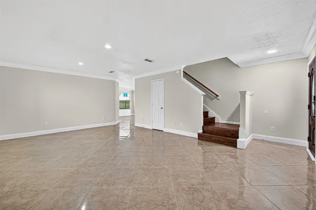 $2,600 | 2219 Mountshire Drive, Missouri City, TX 77489