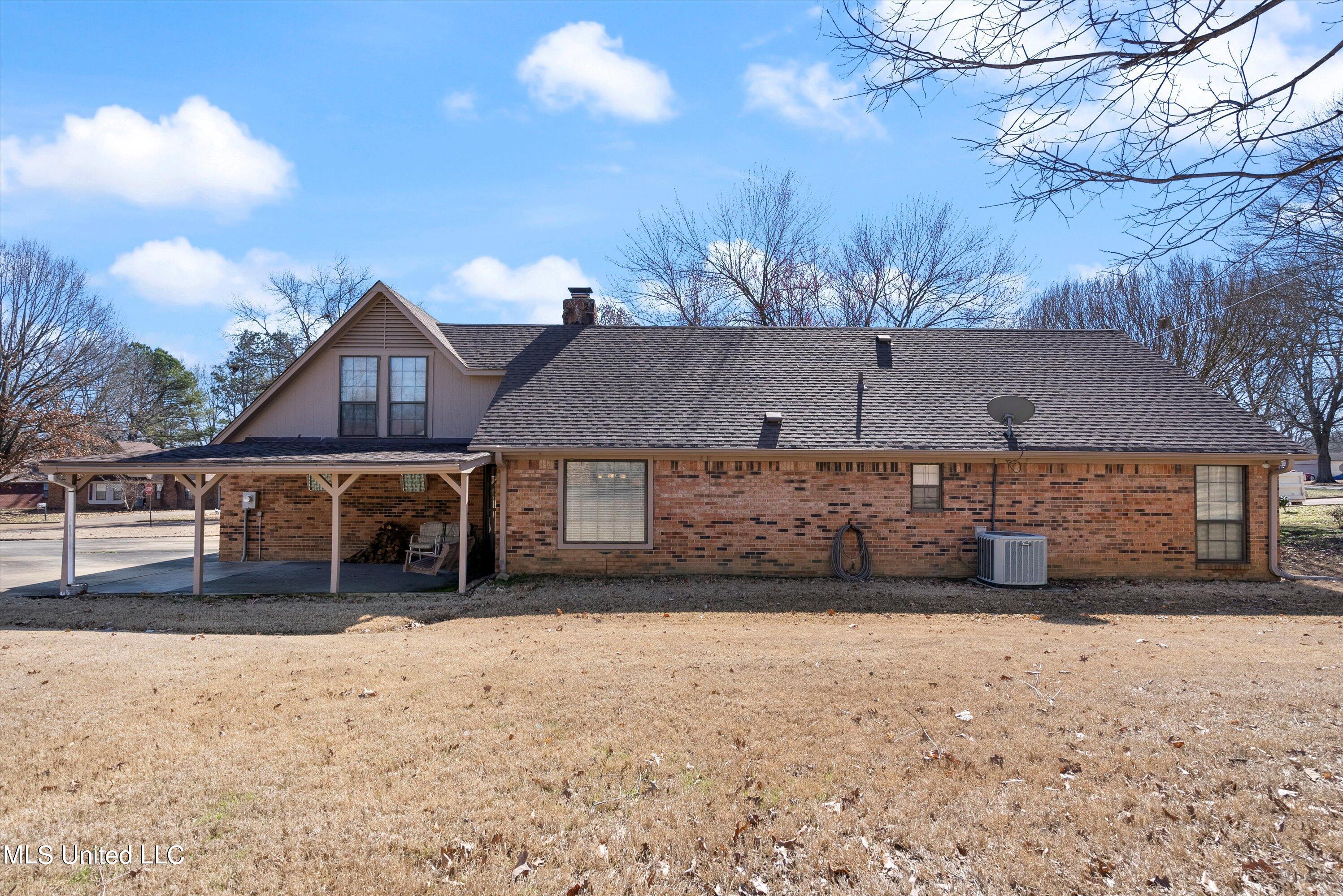7100 Blue Grass Road Olive Branch, MS 38654 - Photo 10 of 23 19-Rear Elevation