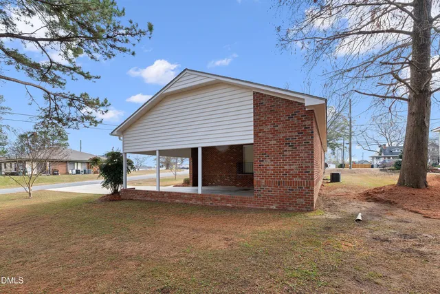 $330,000 | 540 North O'Neil Street, Clayton, NC 27520