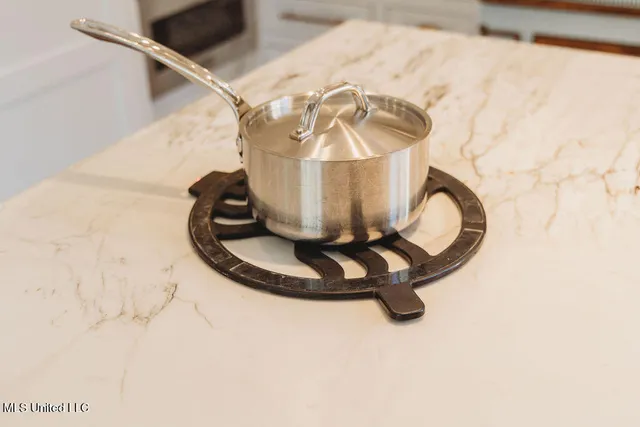 $595,000 | 307 Grand Boulevard, Greenwood, MS 38930