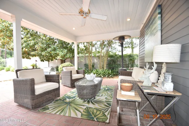 $595,000 | 307 Grand Boulevard, Greenwood, MS 38930