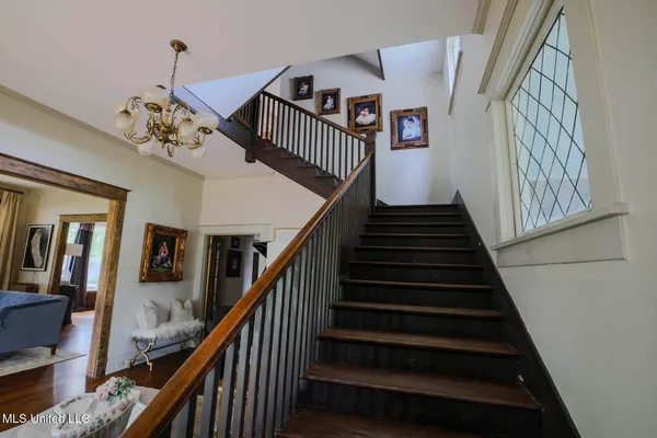 $545,000 | 307 Grand Boulevard, Greenwood, MS 38930
