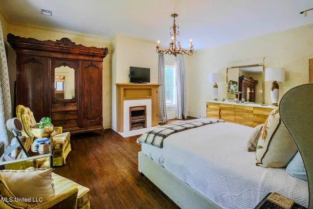 $595,000 | 307 Grand Boulevard, Greenwood, MS 38930