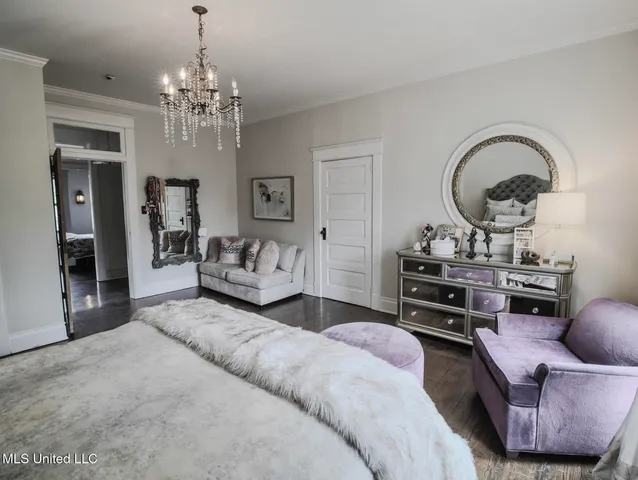 $595,000 | 307 Grand Boulevard, Greenwood, MS 38930