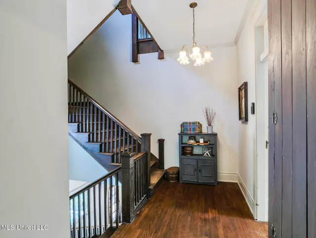 $595,000 | 307 Grand Boulevard, Greenwood, MS 38930