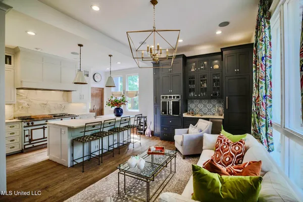 $545,000 | 307 Grand Boulevard, Greenwood, MS 38930