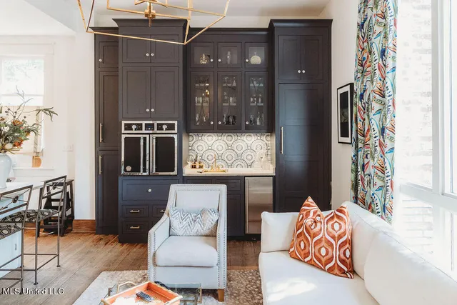 $595,000 | 307 Grand Boulevard, Greenwood, MS 38930