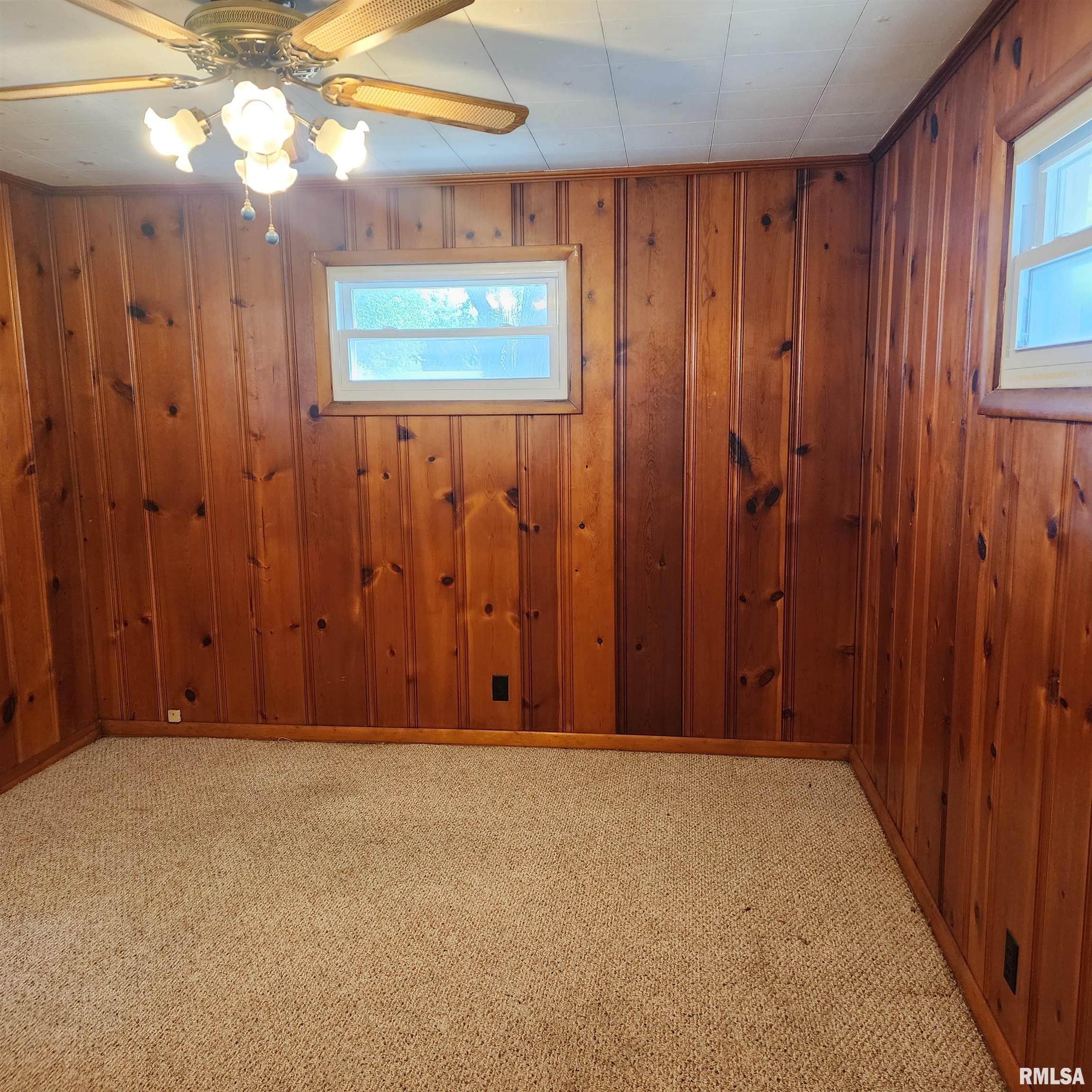 720 Birchwood Avenue Flora, IL 62839 - Photo 6 of 28