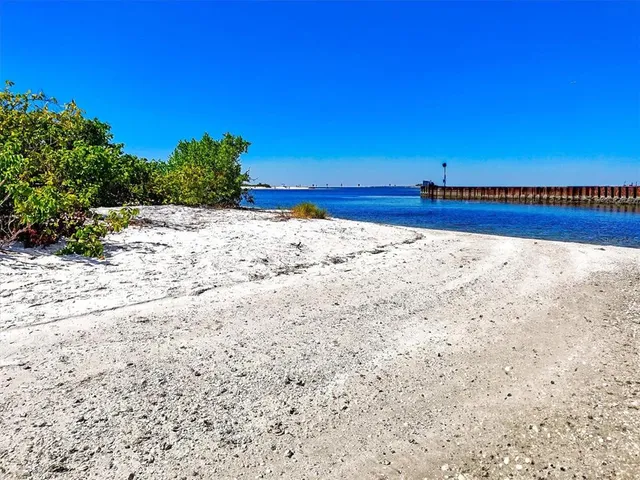 $409,900 | 5213 Moon Shell Drive, Apollo Beach, FL 33572