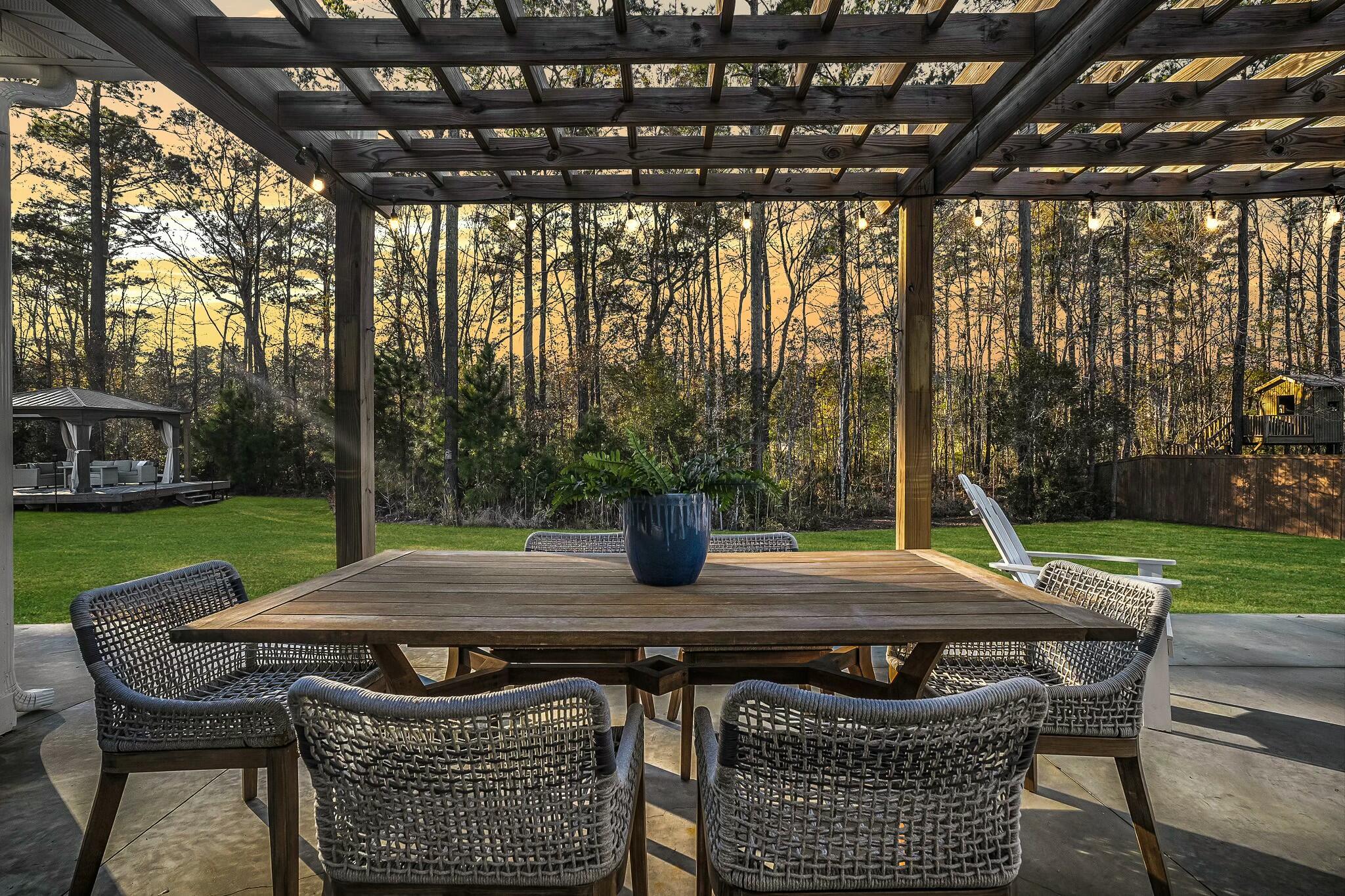 1274 Wading Point Boulevard Huger, SC 29450 - Photo 3 of 52 tempImagek2h3Lf