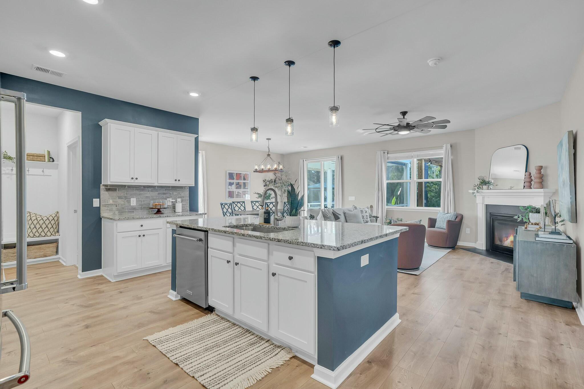 1274 Wading Point Boulevard Huger, SC 29450 - Photo 5 of 52 tempImage9YgX0p