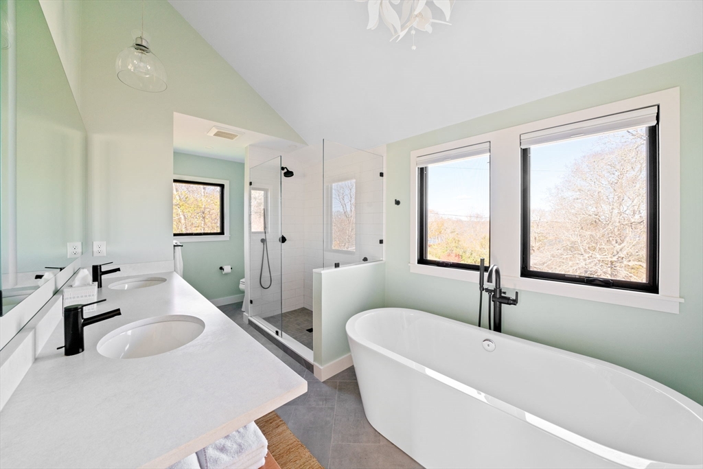 542 River Road Westport, MA 02790 - Photo 30 of 36