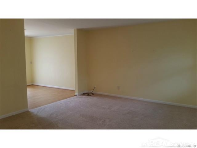 2551 Roseview Drive Rochester Hills, MI 48306 - Photo 20 of 39