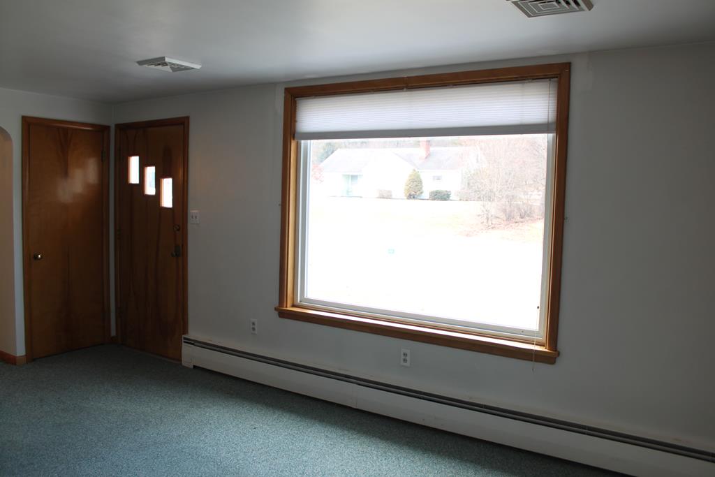 10401 Raystown Road Huntingdon, PA 16652 - Photo 10 of 34 Gallery Image 10