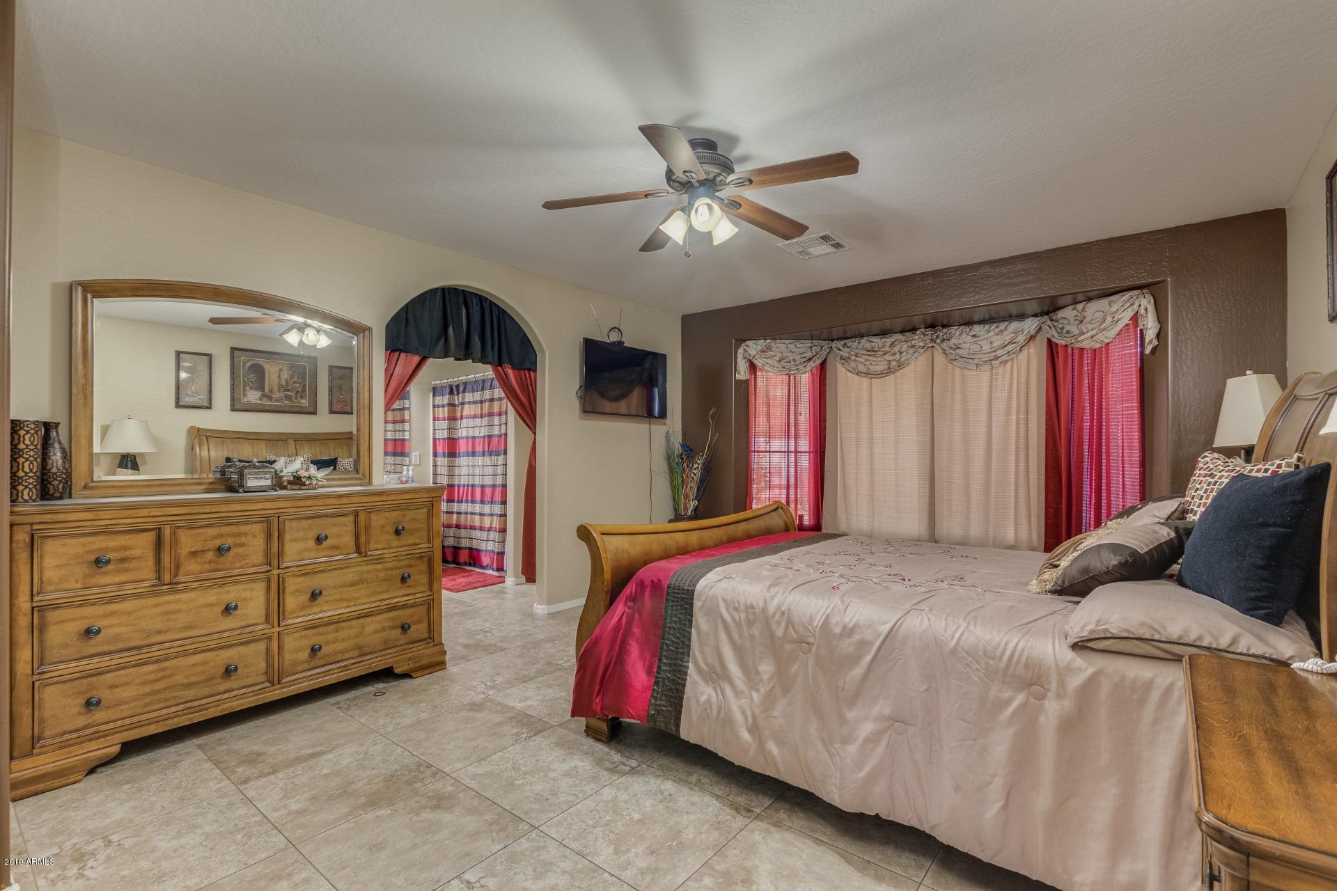 2910 West Pecan Road Phoenix, AZ 85041 - Photo 14 of 21 Pecan (15)