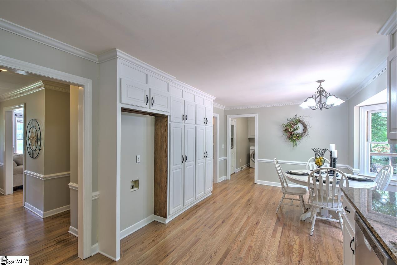 209 Burning Bush Road Mauldin, SC 29662 - Photo 12 of 36