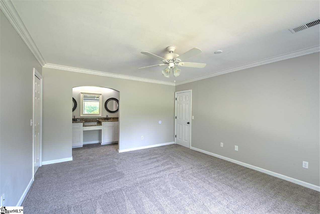 209 Burning Bush Road Mauldin, SC 29662 - Photo 20 of 36