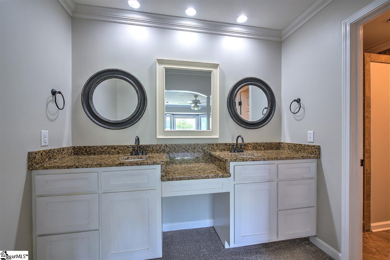 209 Burning Bush Road Mauldin, SC 29662 - Photo 22 of 36