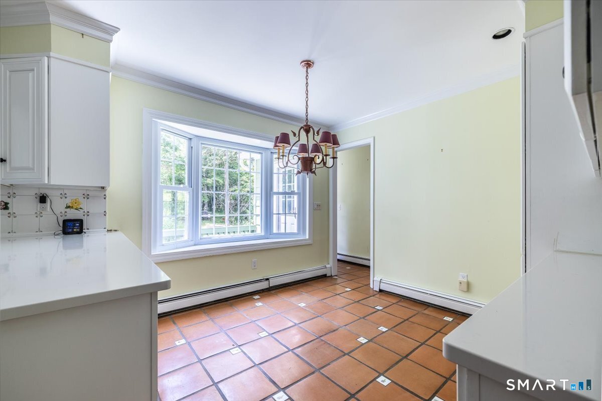 4 Twist Hill Road Newtown, CT 06470 - Photo 7 of 39