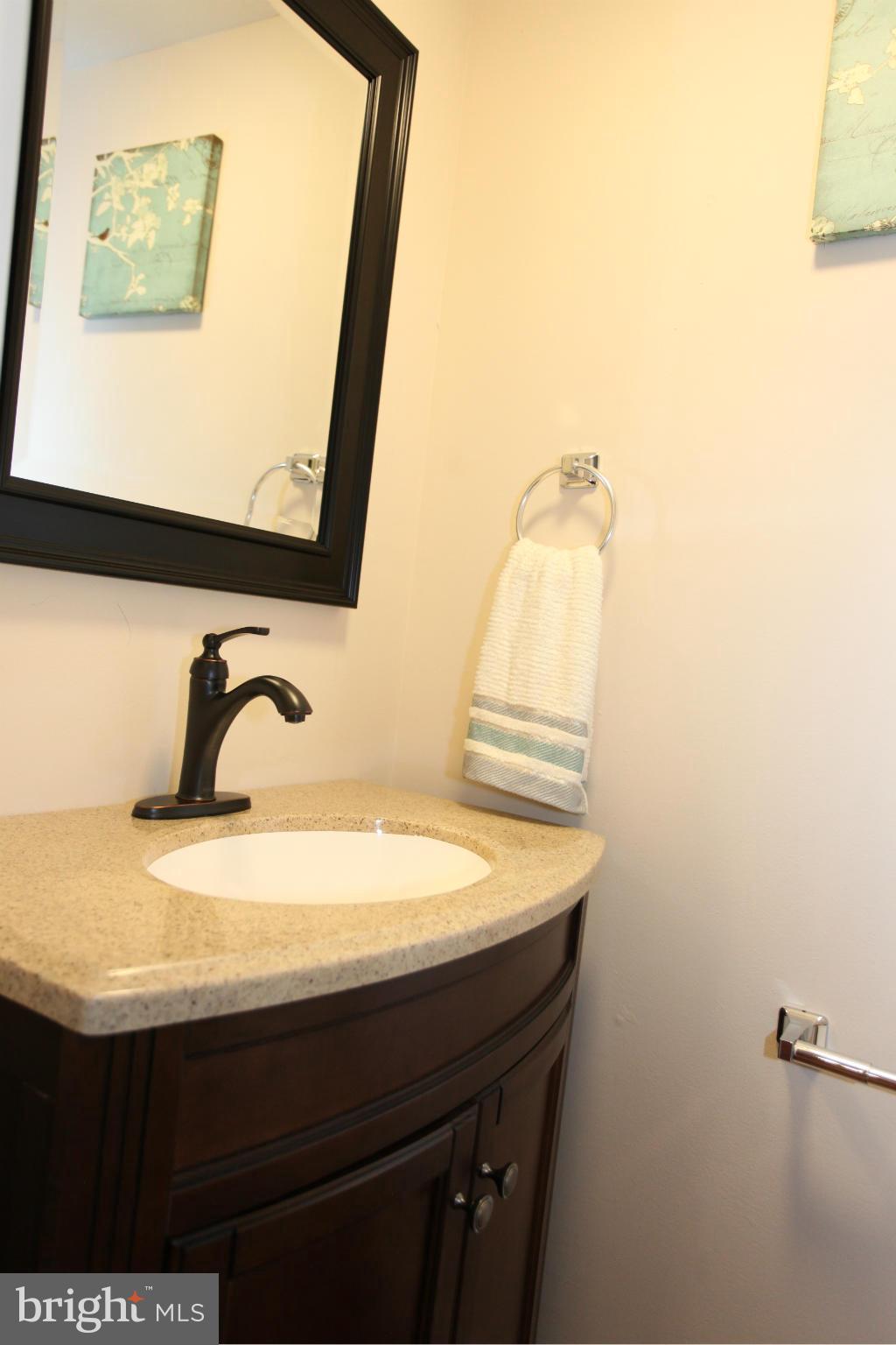 5484 Gloucester Road Columbia, MD 21044 - Photo 14 of 24 Bath