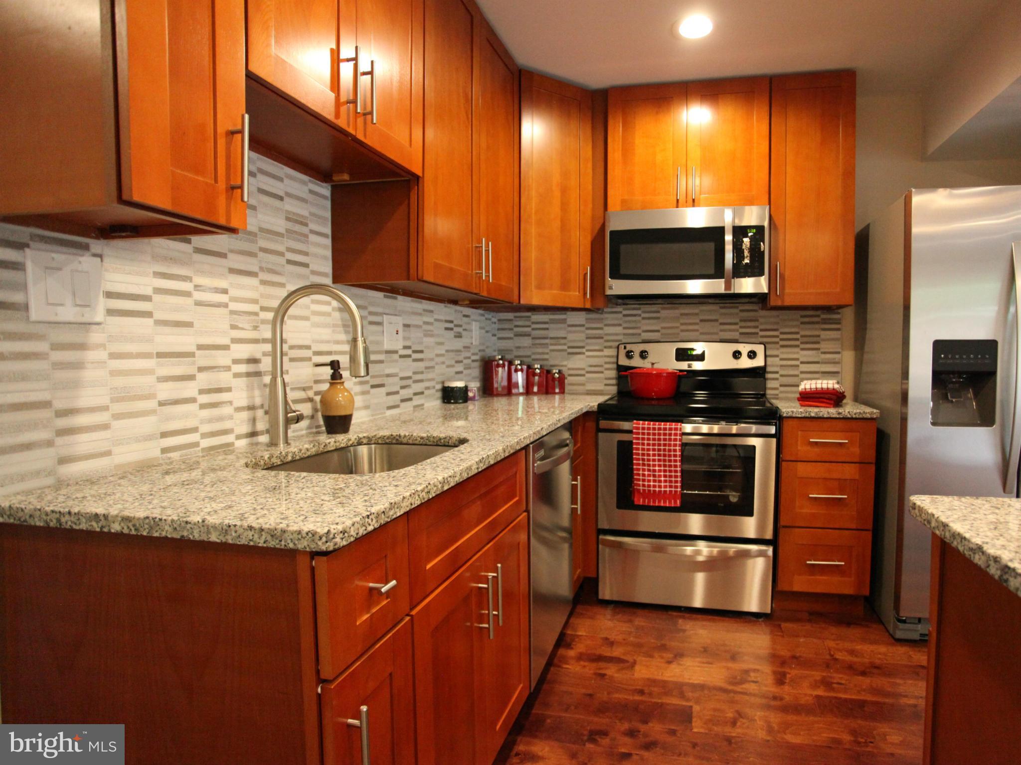 5484 Gloucester Road Columbia, MD 21044 - Photo 9 of 24 Kitchen