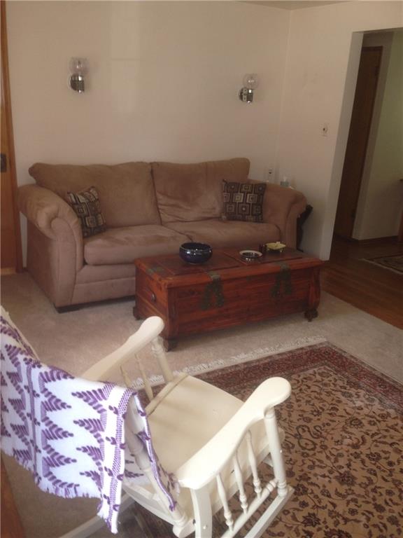 118 Seton Road Verona, PA 15147 - Photo 2 of 9 Gallery Image 2