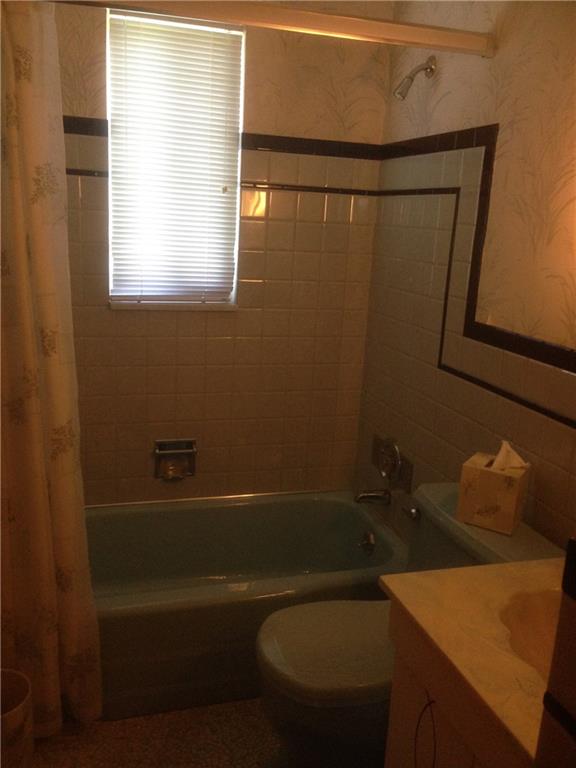 118 Seton Road Verona, PA 15147 - Photo 6 of 9 Gallery Image 6