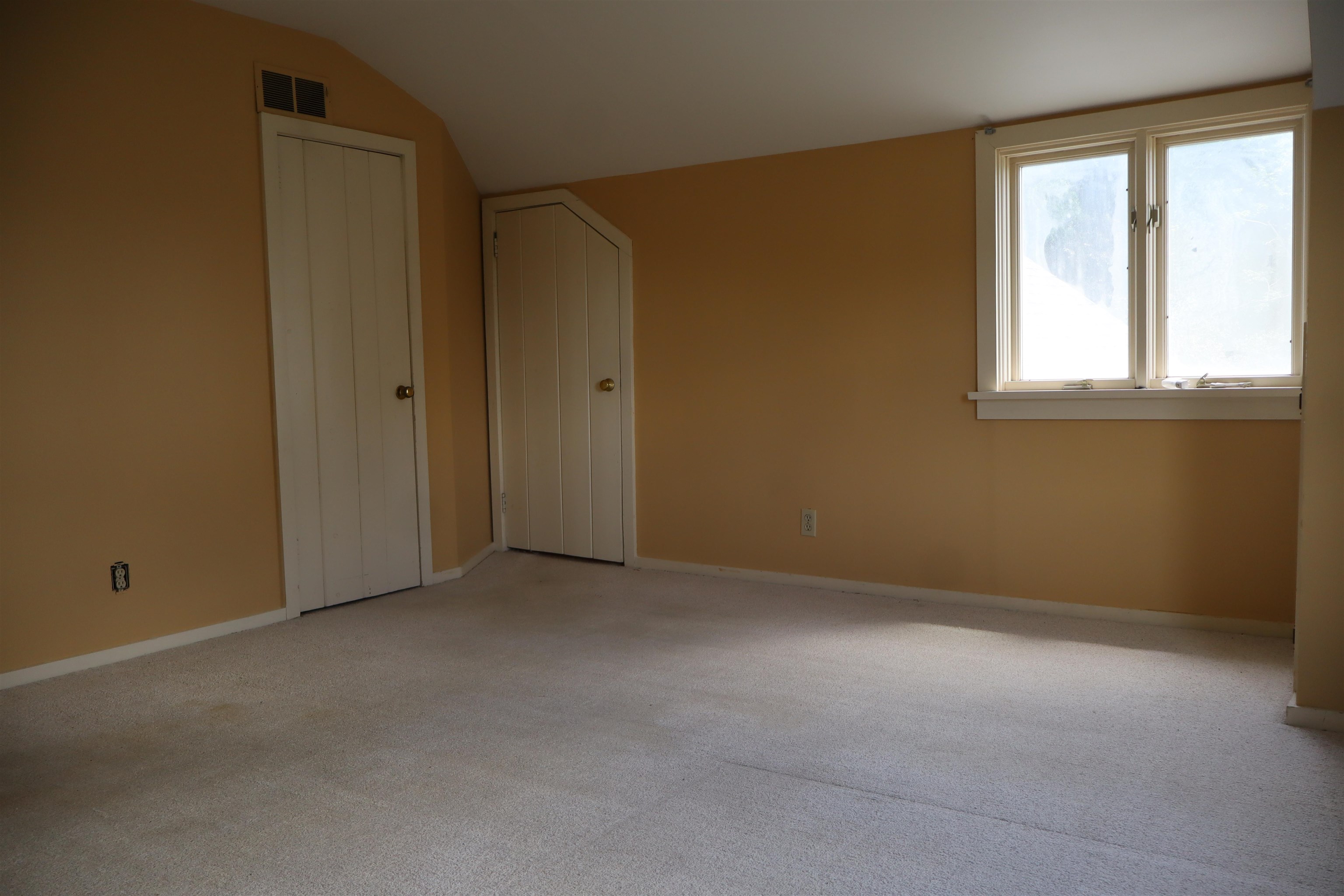 81 Onward Street Barre, VT 05641 - Photo 32 of 50