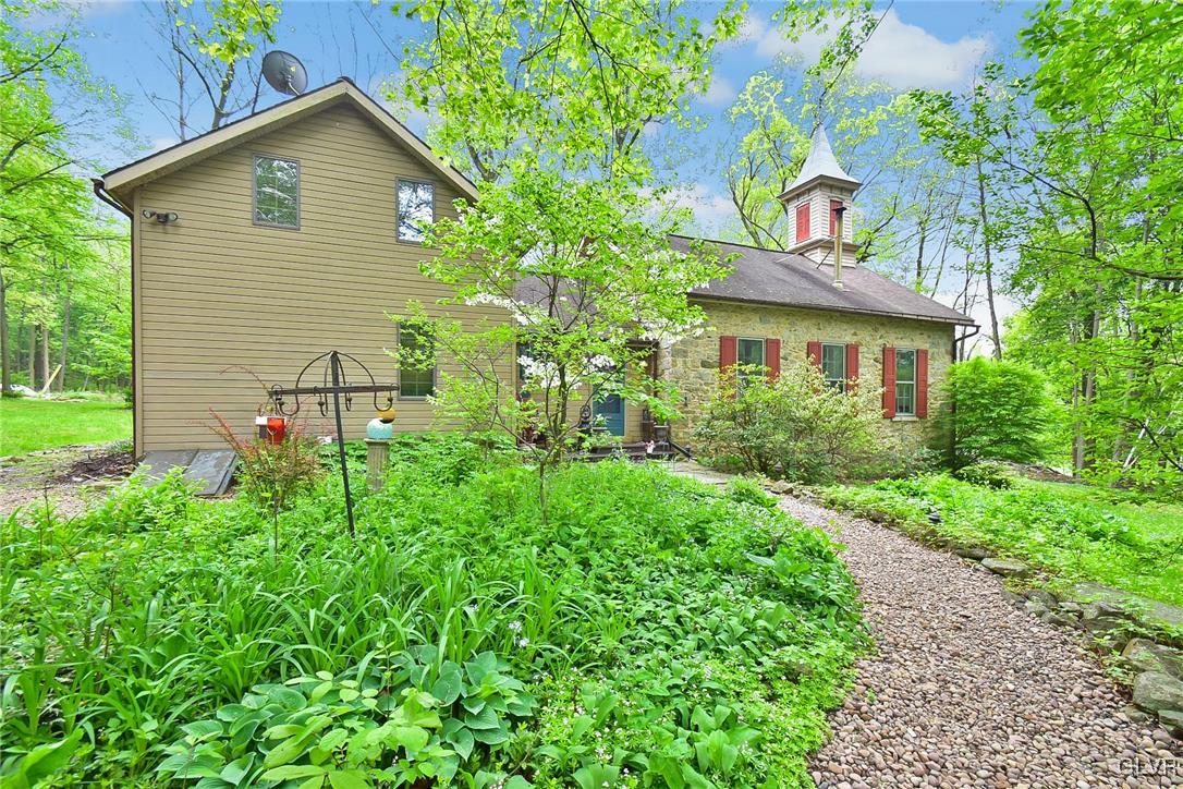 6971 Sell Road Zionsville, PA 18092 - Photo 3 of 41 Gallery Image 3