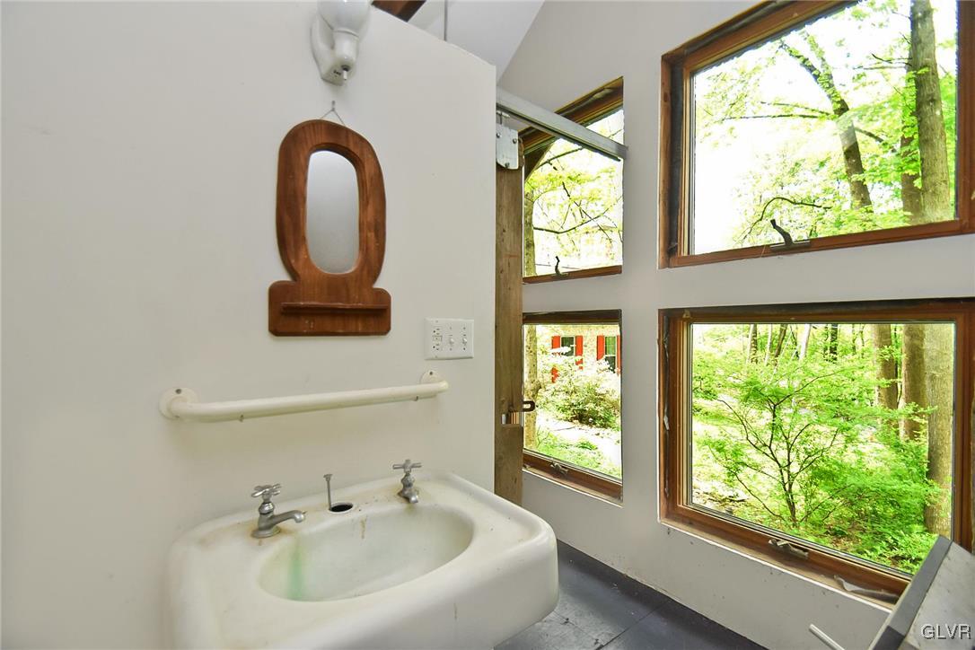 6971 Sell Road Zionsville, PA 18092 - Photo 38 of 41 Gallery Image 38