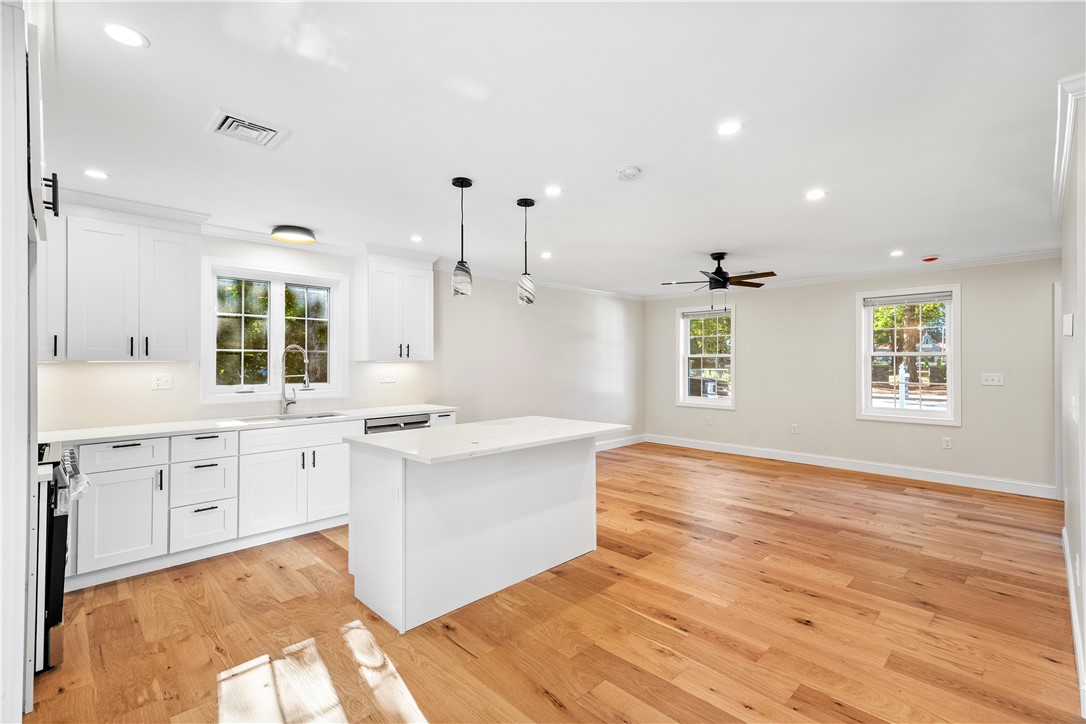 1551 Diamond Hill Road Cumberland, RI 02864 - Photo 17 of 41