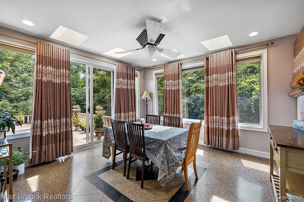 2812 South Telegraph Road Bloomfield Hills, MI 48302 - Photo 13 of 43 Gallery Image 13