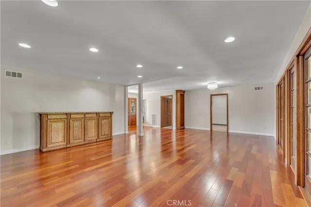 $6,950 | 16553 Hartsook Street, Encino, CA 91436