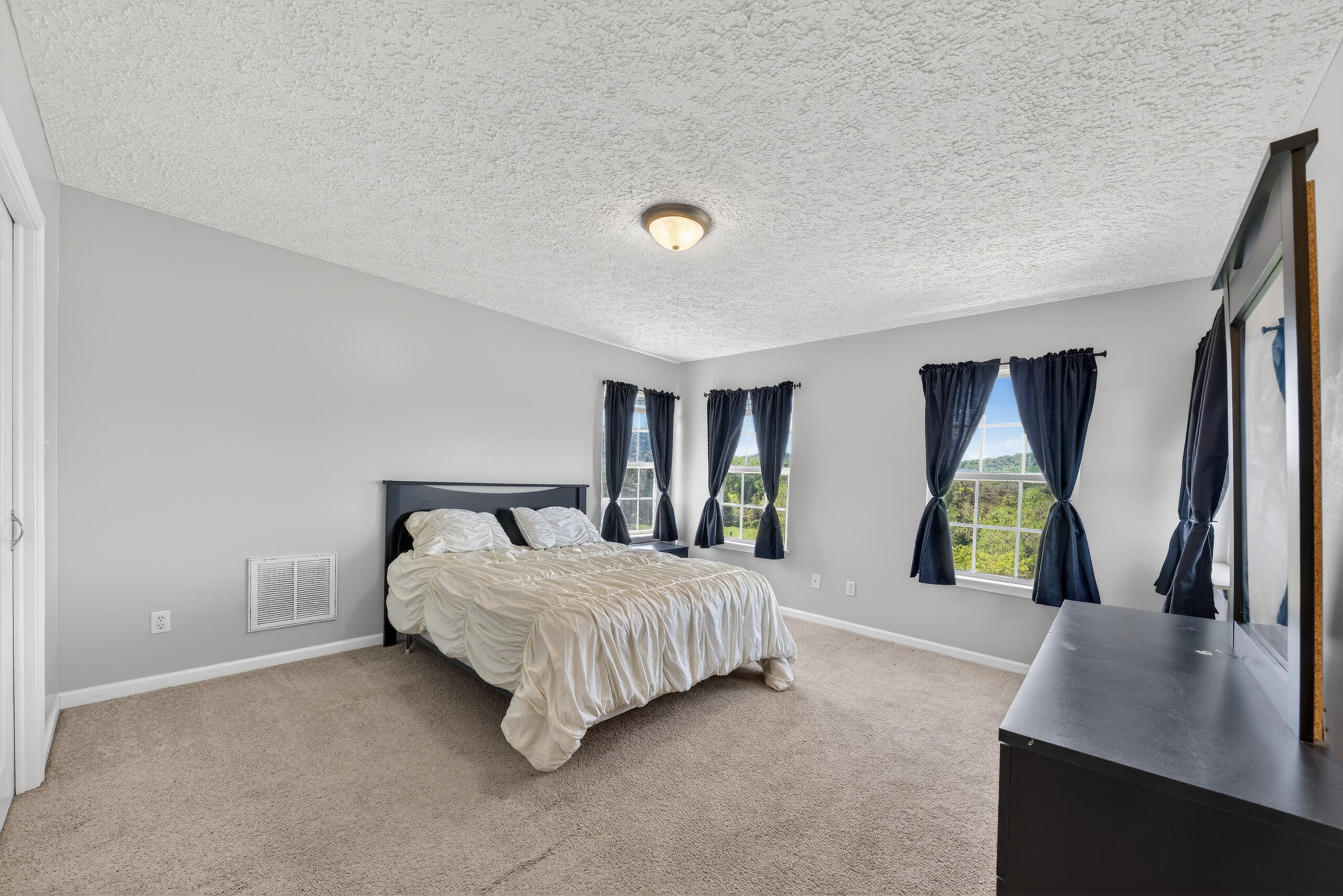 1633 Pilot Mountain Road Moneta, VA 24121 - Photo 54 of 103 Bedroom 3