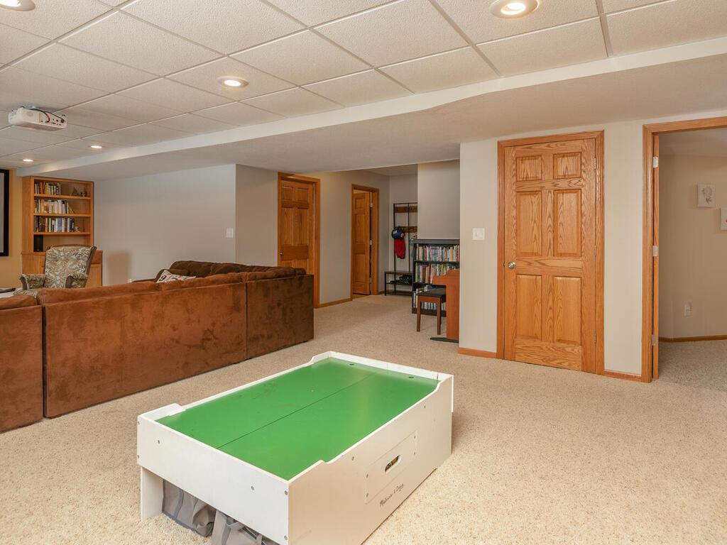 5147 Florence Drive Northwest Rochester, MN 55901 - Photo 28 of 39 Gallery Image 28