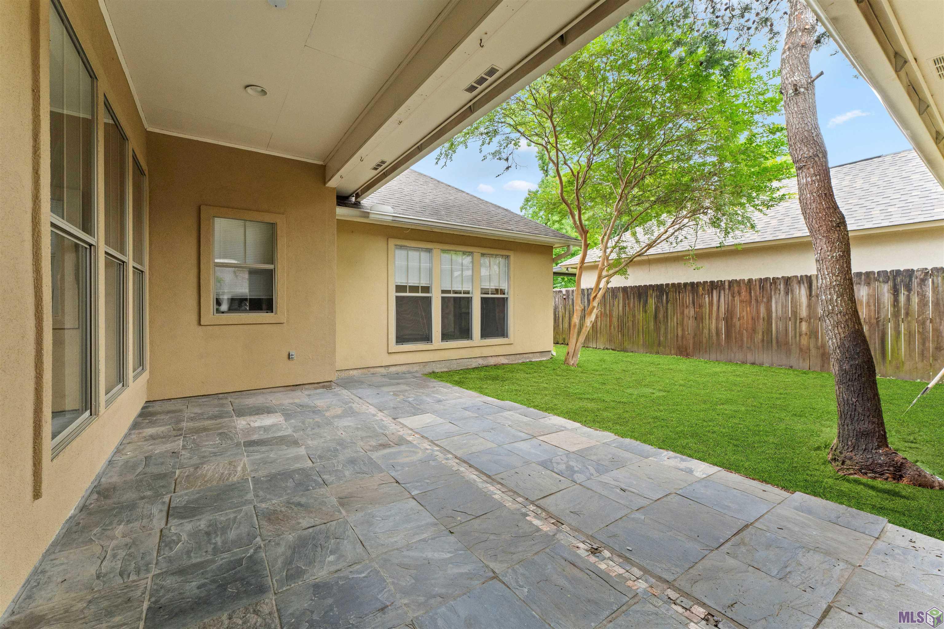 9329 Boone Avenue Baton Rouge, LA 70810 - Photo 2 of 23 Gallery Image 2