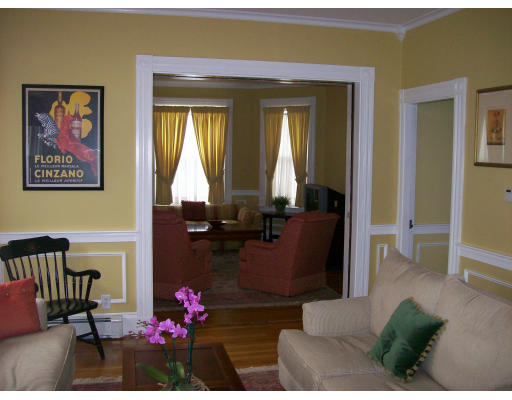 311 Summer Avenue Reading, MA 01867 - Photo 4 of 11