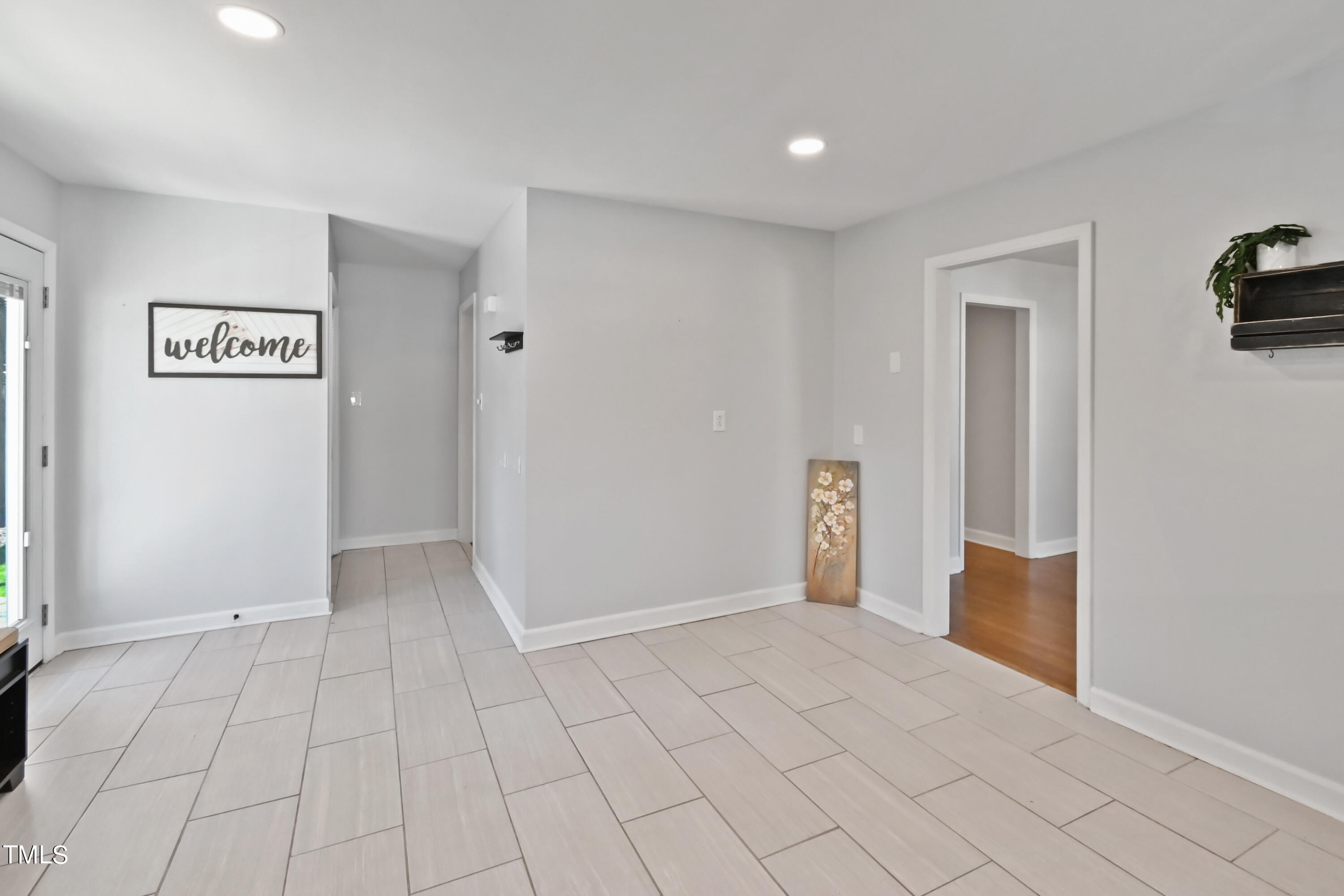801 Davidson Street Raleigh, NC 27609 - Photo 7 of 44 DSC_0475