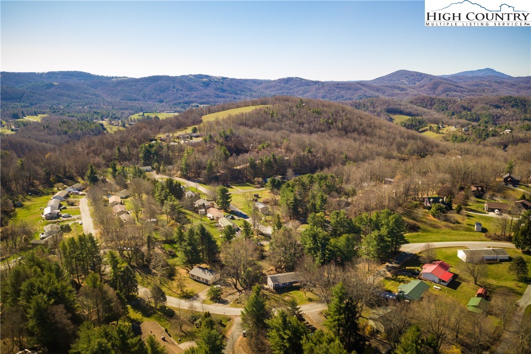 553 Hardaman Circle Boone, NC 28607 - Photo 42 of 42 a view of city and mountain