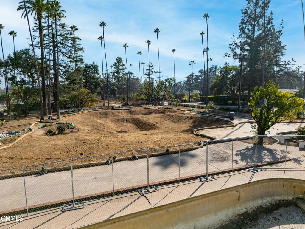 1625 Braeburn Road Altadena, CA 91001 - Photo 15 of 30 a view of a yard with cars