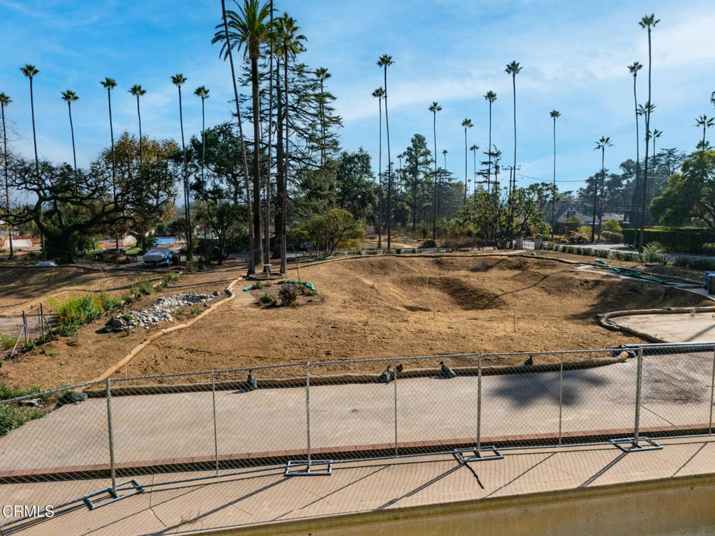 1625 Braeburn Road Altadena, CA 91001 - Photo 16 of 30 a view of a swimming pool
