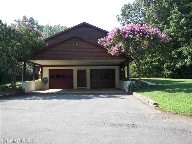 1150 Center Ridge Way Road King, NC 27021 - Photo 2 of 16 Exterior Front.