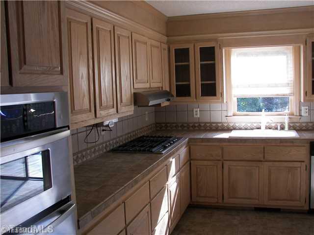 1150 Center Ridge Way Road King, NC 27021 - Photo 7 of 16 Kitchen.