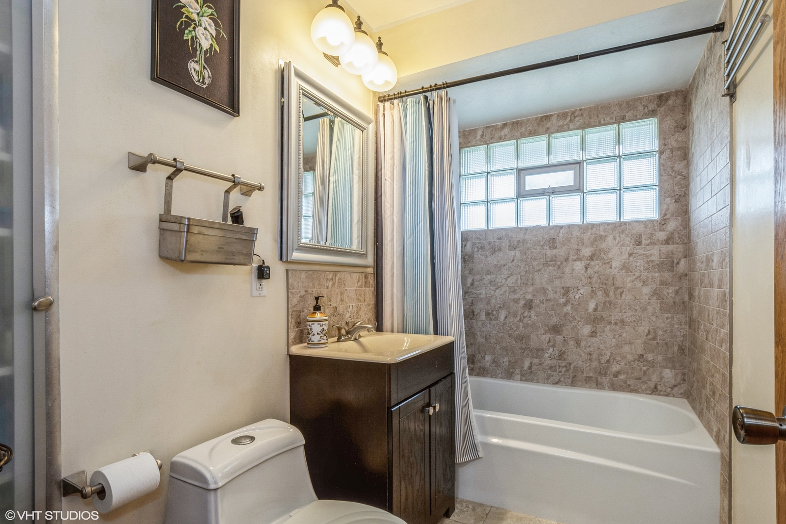 35 Rugby Road Lake Zurich, IL 60047 - Photo 14 of 24