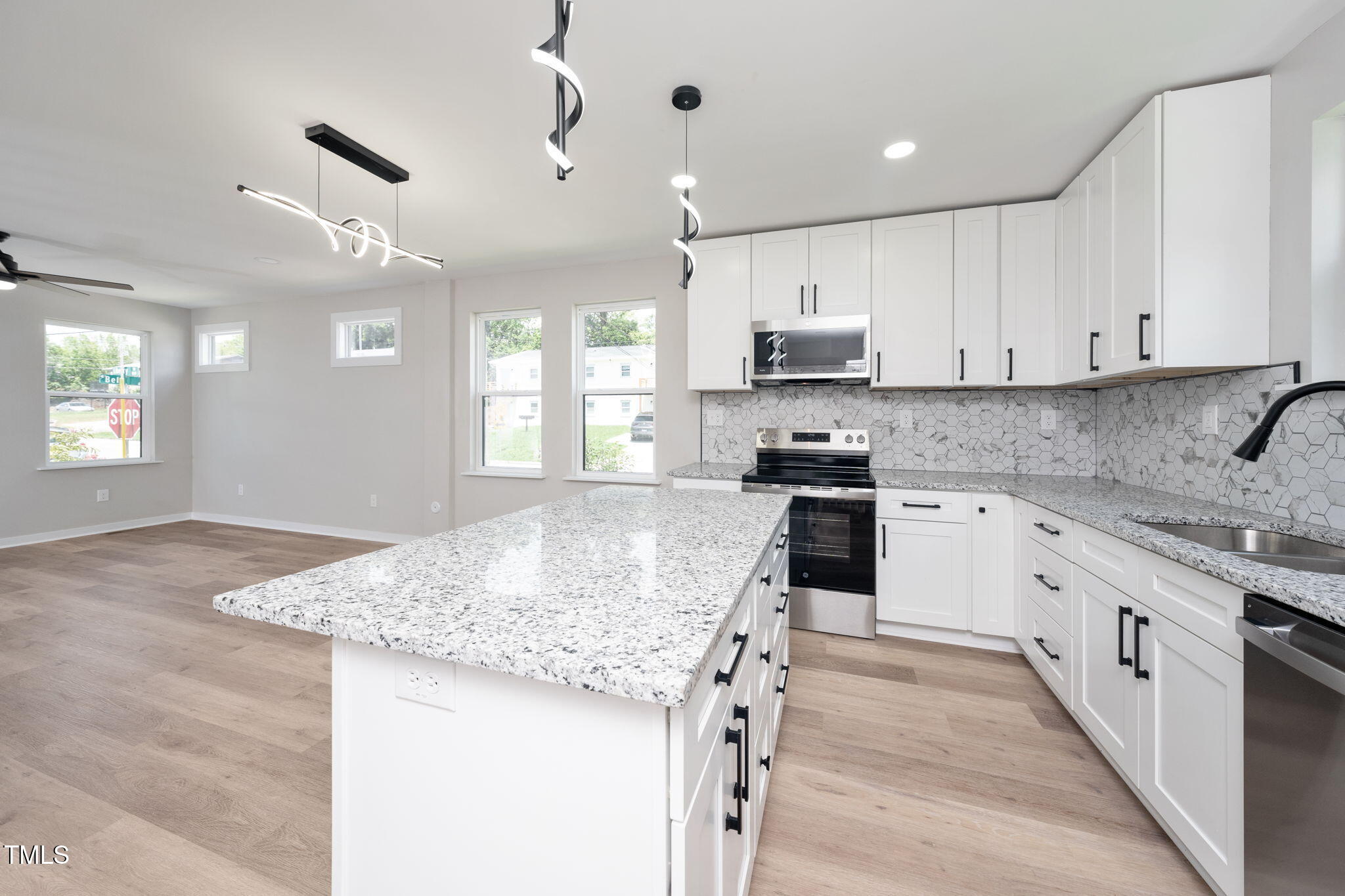 616 Belt Street Durham, NC 27701 - Photo 11 of 29 15-web-or-mls-616 Belt St-12